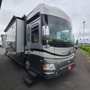 2010 Winnebago Ellipse 42AD
