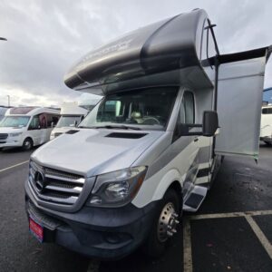 2017 Forest River Sunseeker 2400W MBS