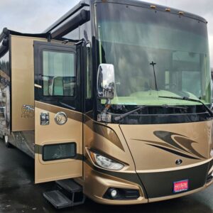 2017 Tiffin Motorhomes Phaeton 36GH