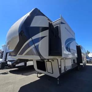 2019 Keystone Montana High Country 330RL