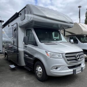 2025 Dynamax Isata 3 Series 24FW