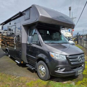 2025 Dynamax Isata 3 Series 24SSSFXM