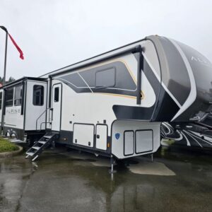 2025 Keystone Alpine Avalanche Edition 366LS