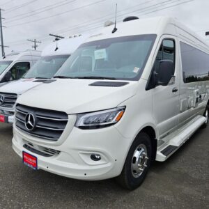 2025 Pleasure-Way Plateau TS