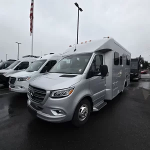 2025 Pleasure-Way Plateau XLRB Base