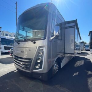 2025 Thor Motor Coach Luminate DD35